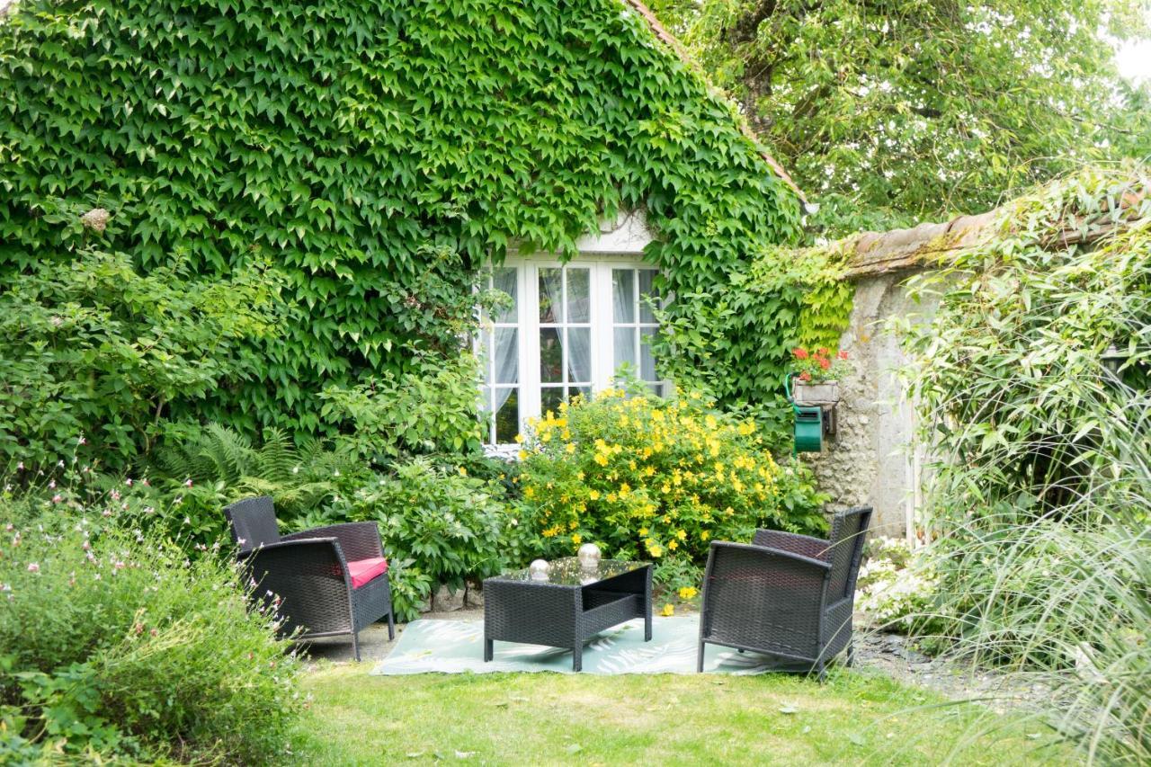 Bed and Breakfast Les Anges Reveurs Neuville-aux-Bois Exterior foto